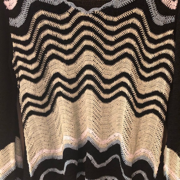 Crochet sweater - Picture 3 of 5